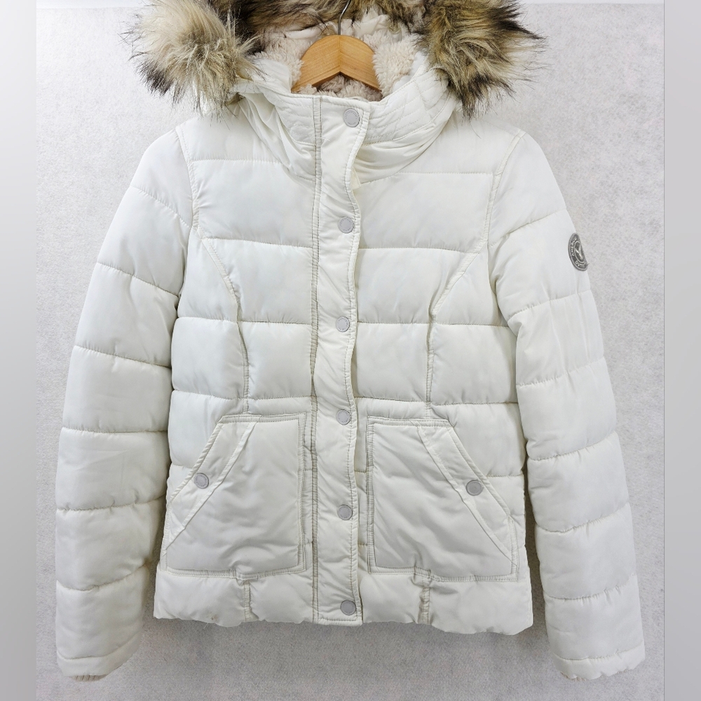 American Eagle Outfitters White Puffer Jacket